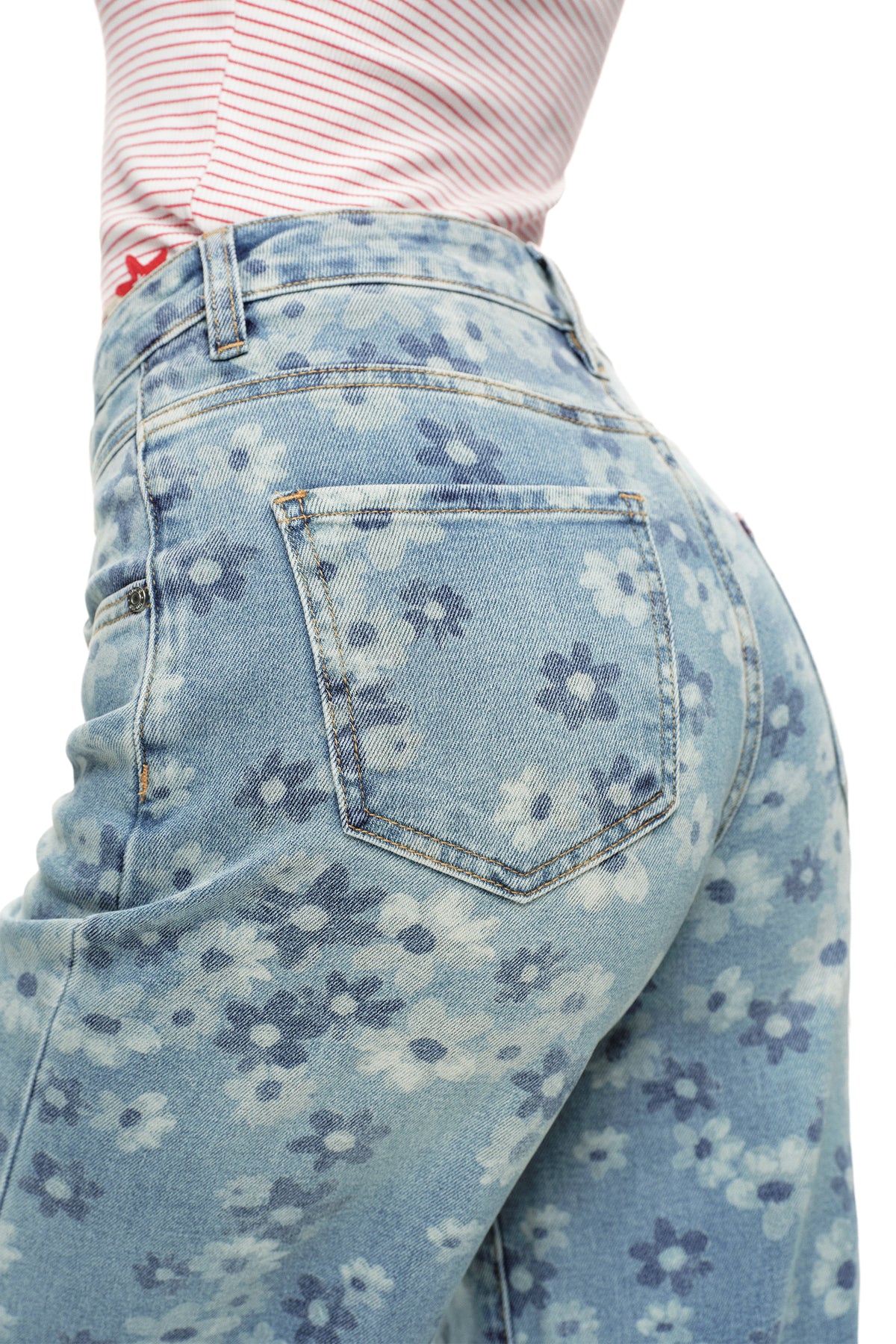 ONESO Chic High Rise Wide Leg Jeans