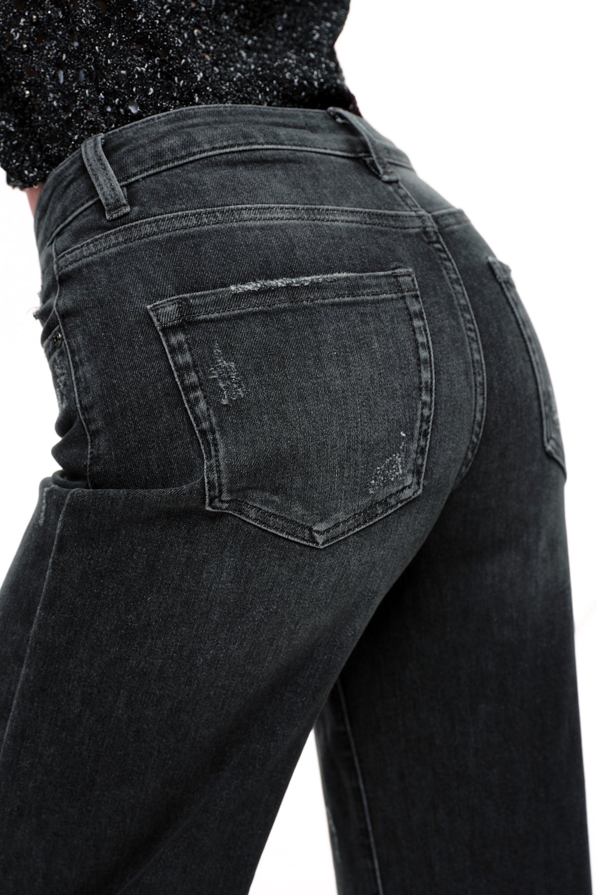 ONESO Edgy Mid Rise Wide Leg Jeans