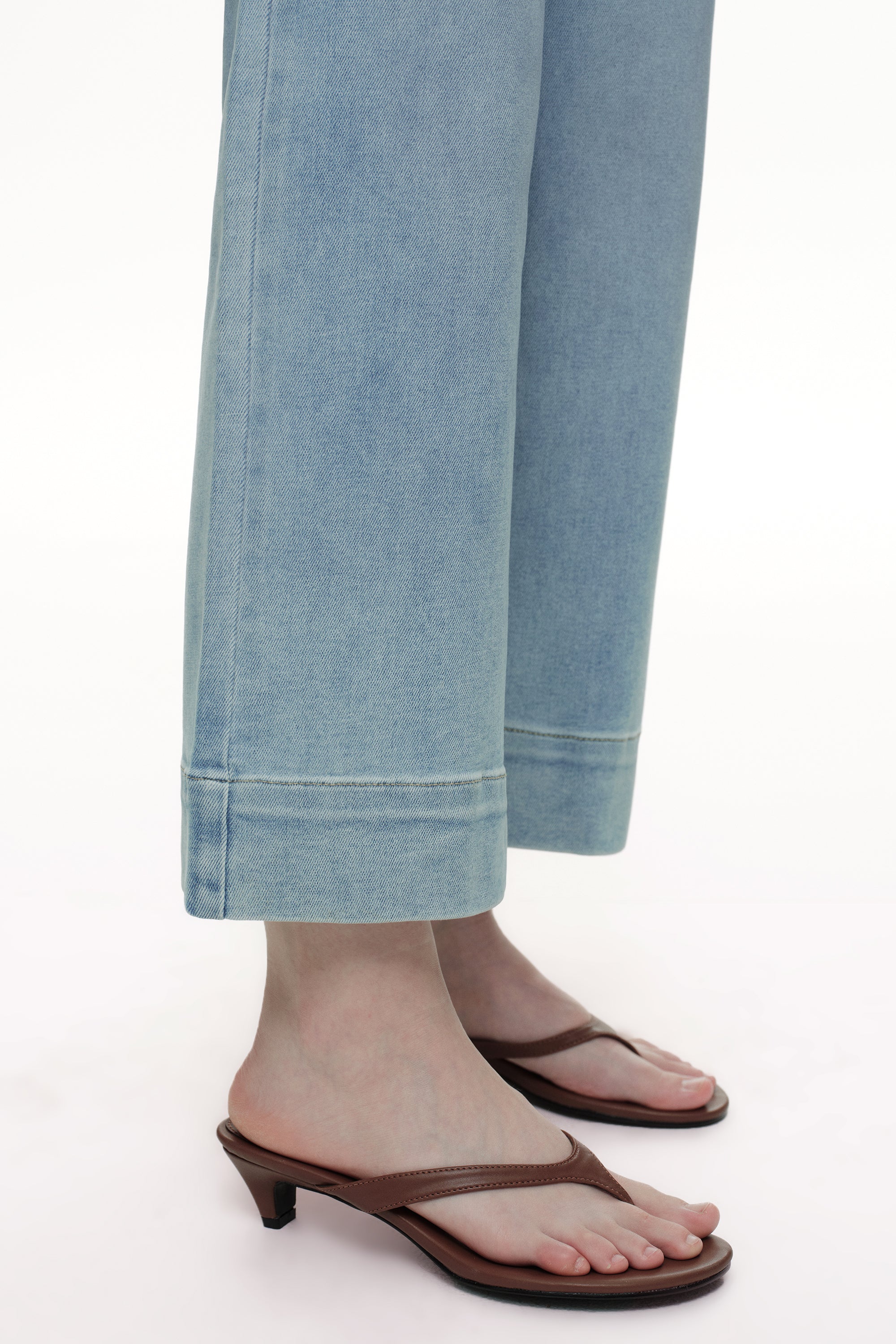 ONESO Modern High Rise Wide Leg Jeans