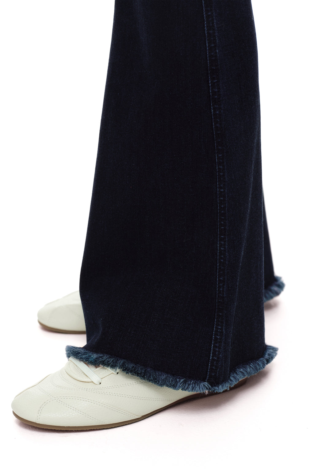 ONESO Sophisticated Mid Rise Flare Jeans