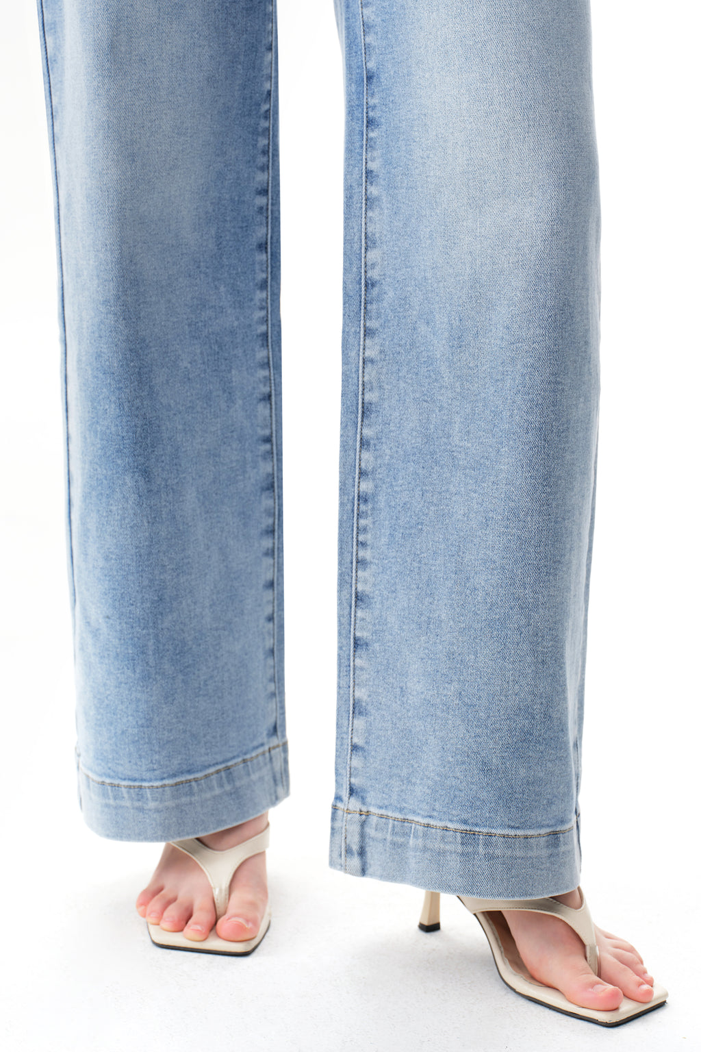 ONESO Chic High Rise Wide Leg Denim Jeans