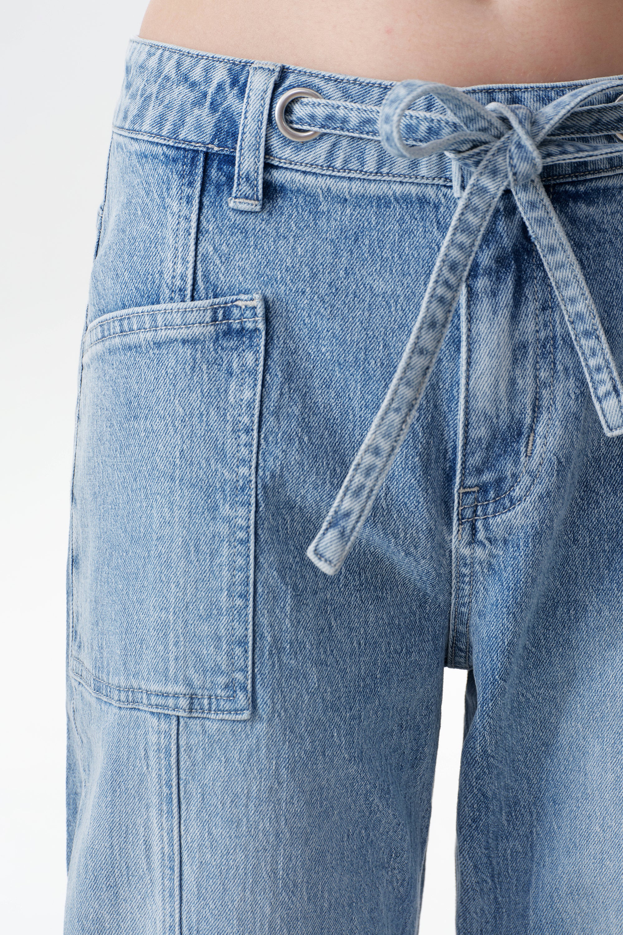 ONESO Artisan Mid Rise Barrel Jeans