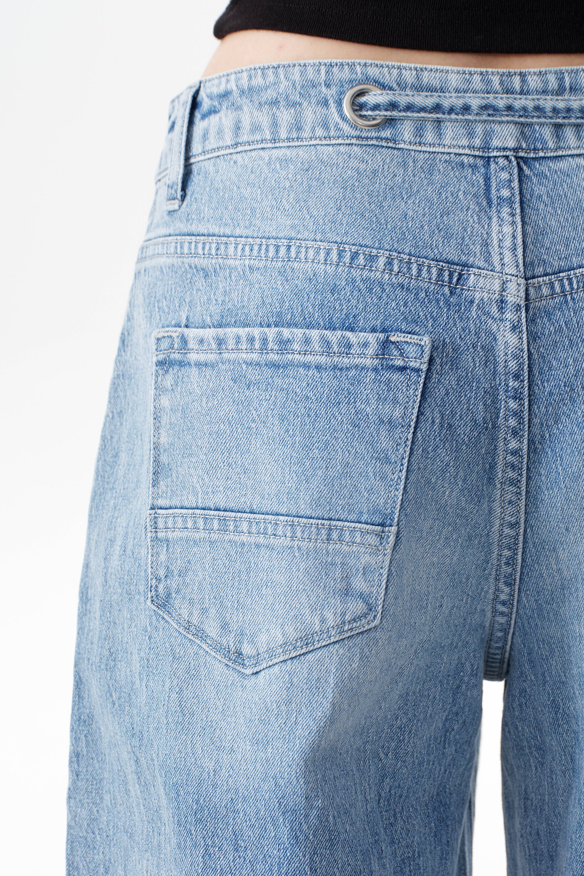 ONESO Artisan Mid Rise Barrel Jeans