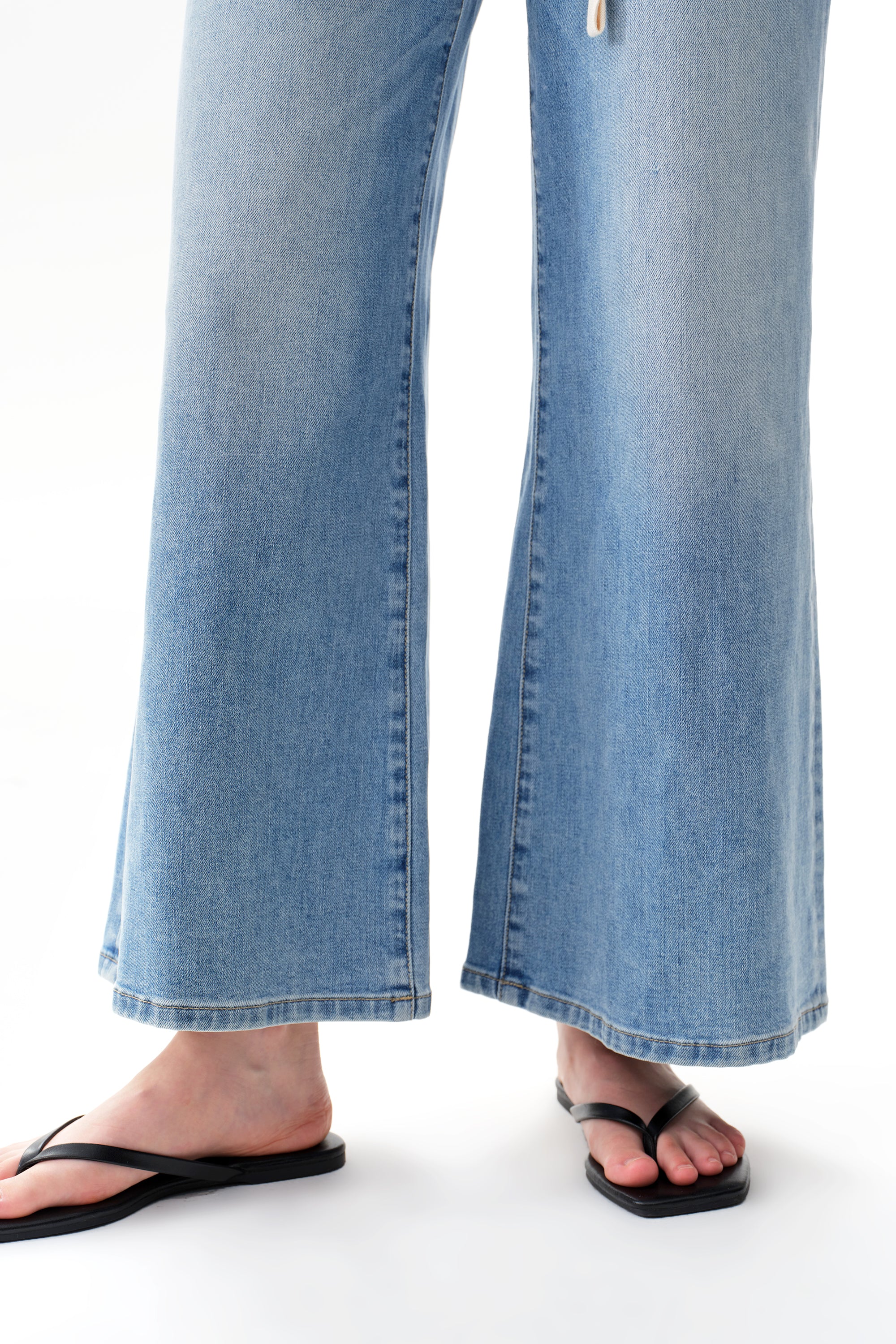 ONESO Vintage High Rise Wide Leg Jeans